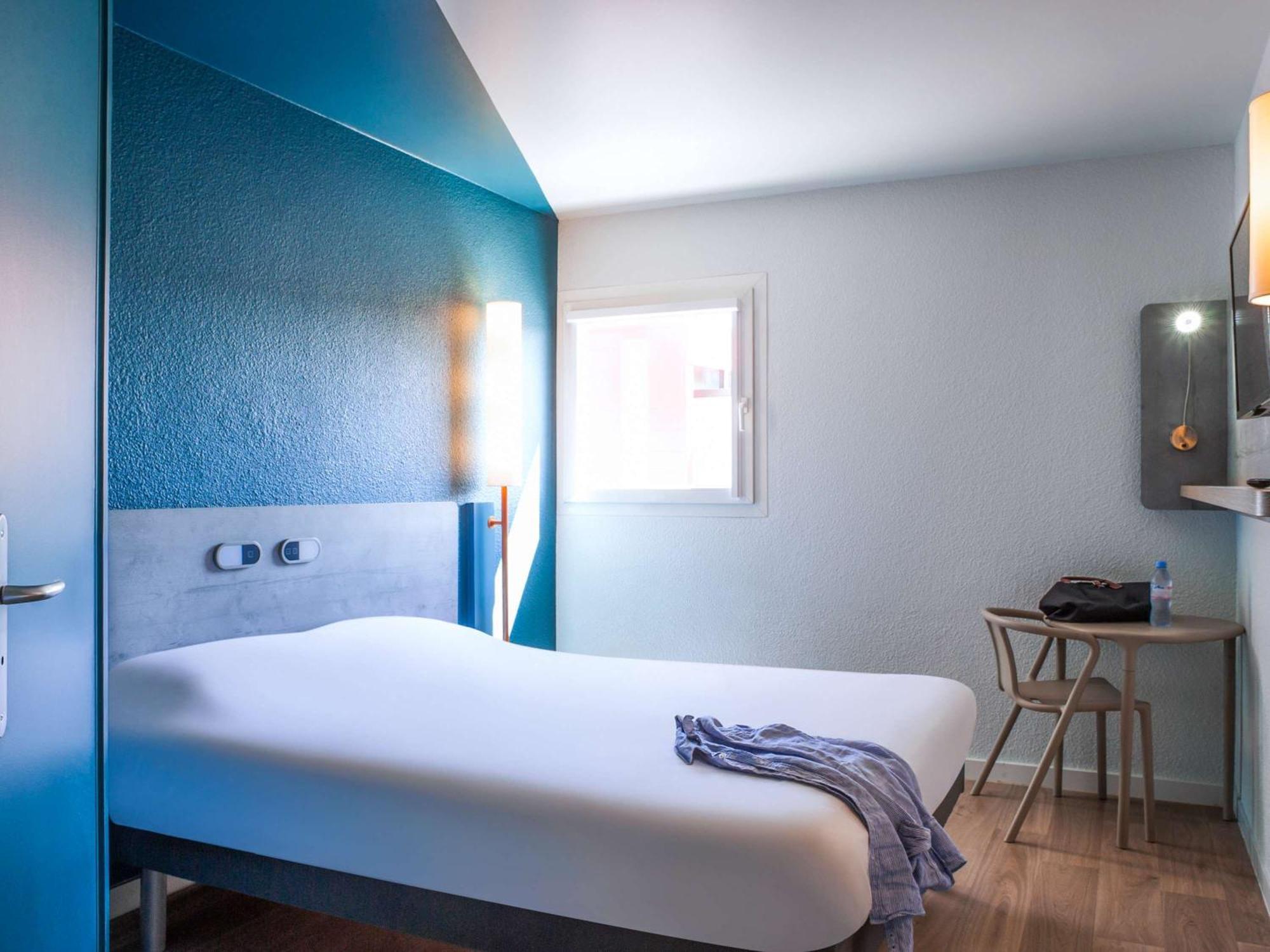Ibis Budget Nuits Saint Georges Esterno foto